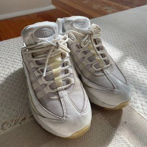 Nike Air Max 95s SE Summit White